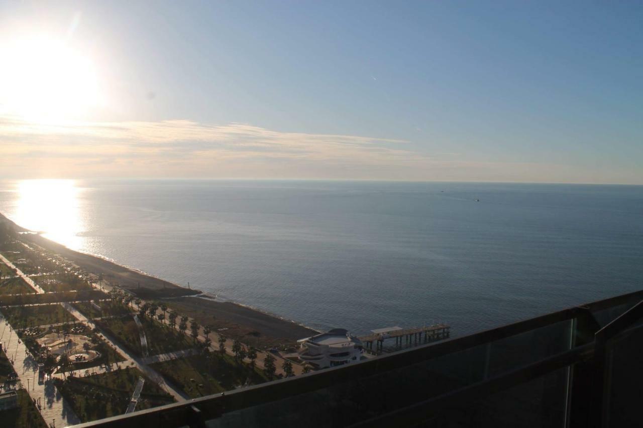 Coast Batumi Apart Hotel Εξωτερικό φωτογραφία