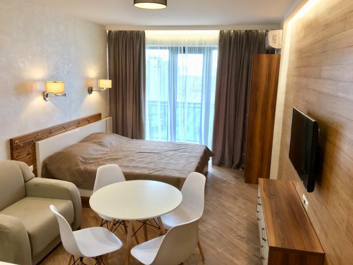 Coast Batumi Apart Hotel Εξωτερικό φωτογραφία