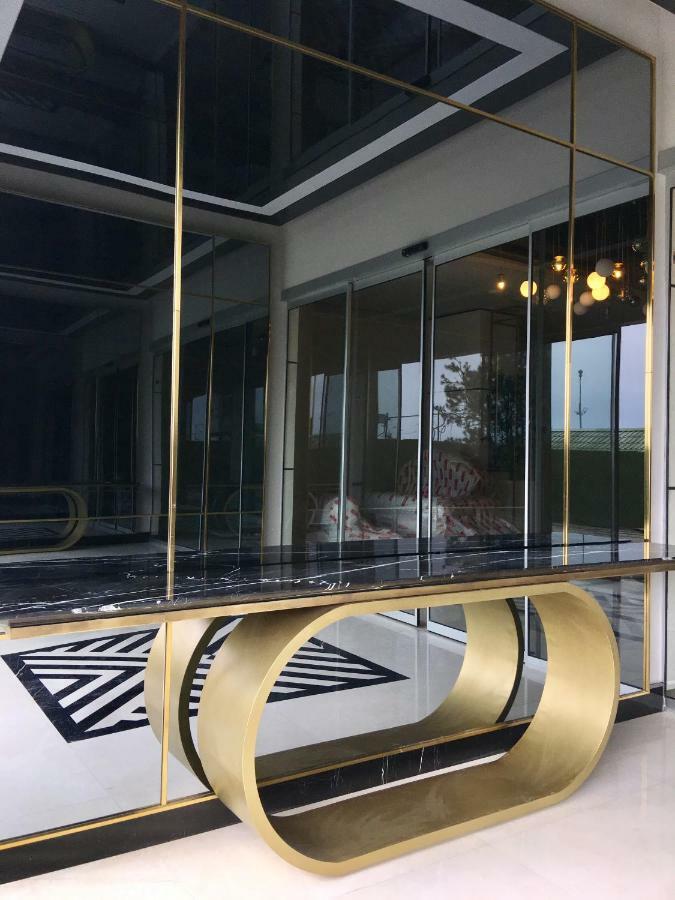 Coast Batumi Apart Hotel Εξωτερικό φωτογραφία